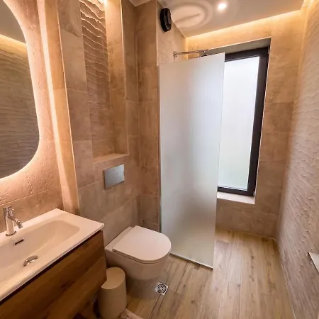 别墅 Modern House With Sea View 索佐波尔